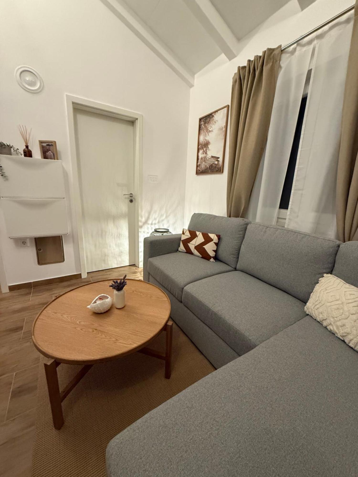 Guest House Lena, Nerezine, Mali Losinj Экстерьер фото